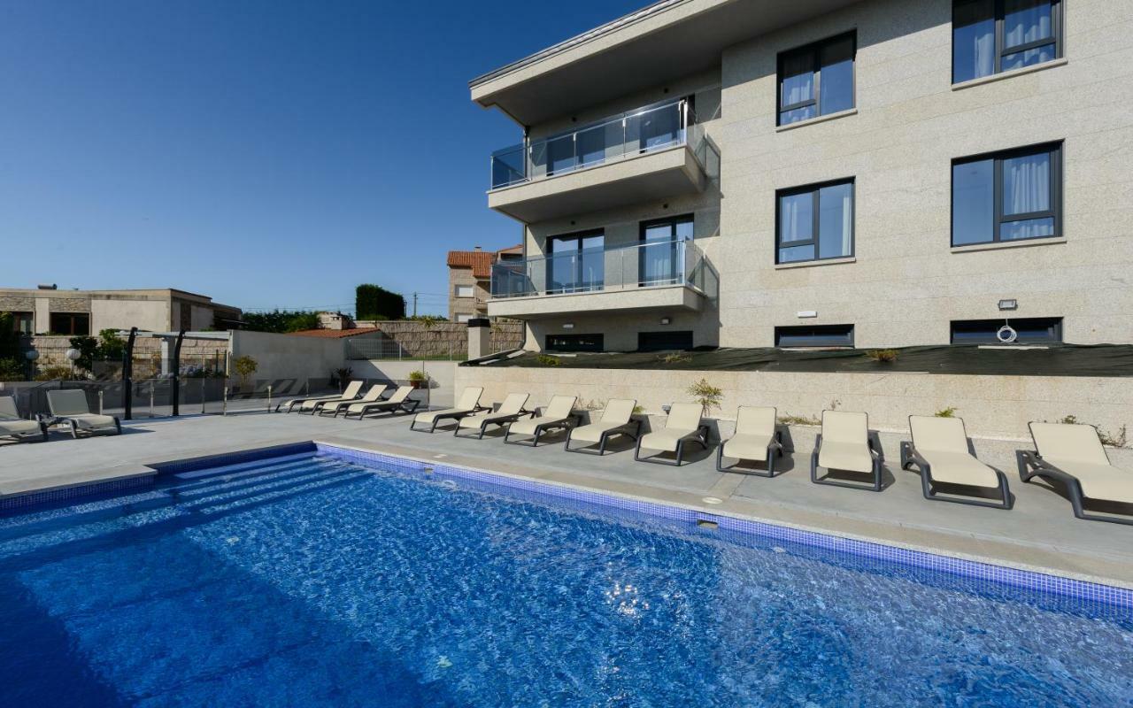 Apartamentos Onzamar Sanxenxo Exteriör bild